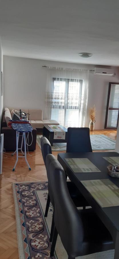 Apartmani Amira Trebinje Esterno foto