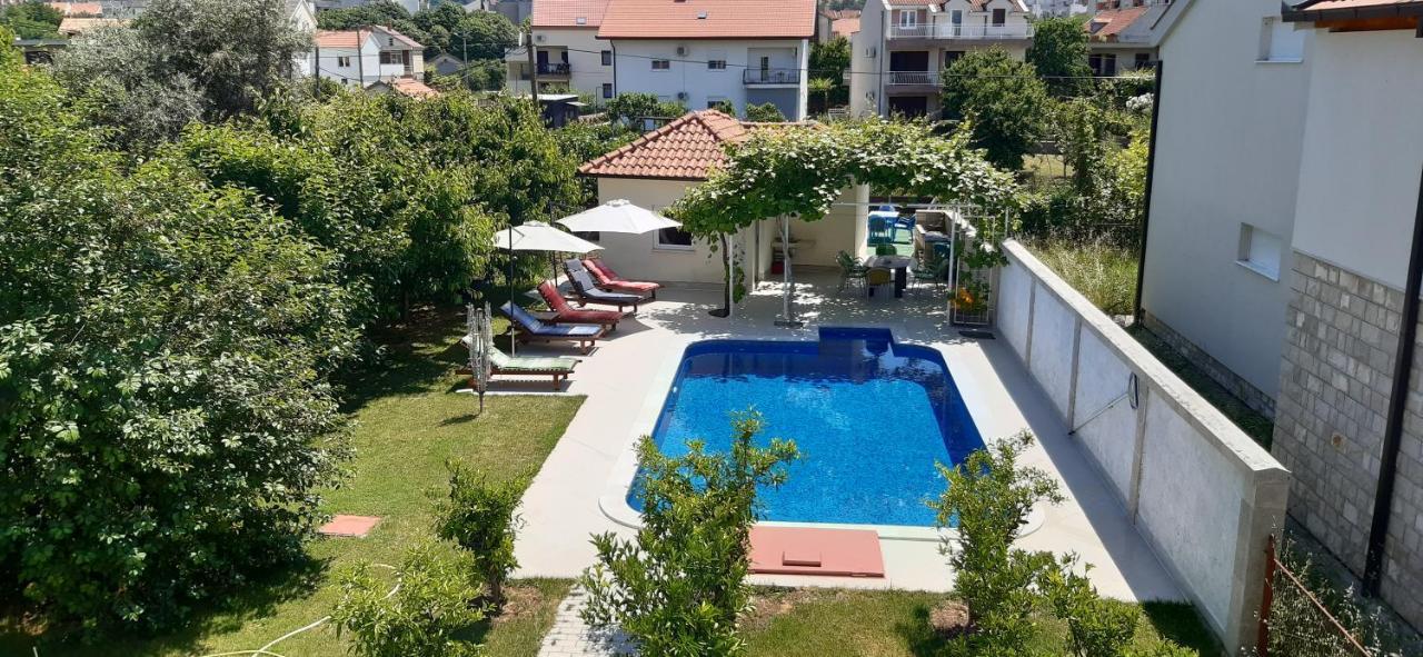Apartmani Amira Trebinje Esterno foto