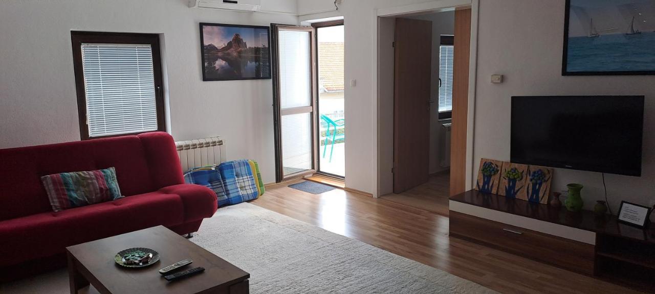 Apartmani Amira Trebinje Esterno foto